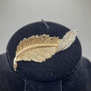 Sarah Coventry Gold and Rhinestone Feather Brooch - 3"